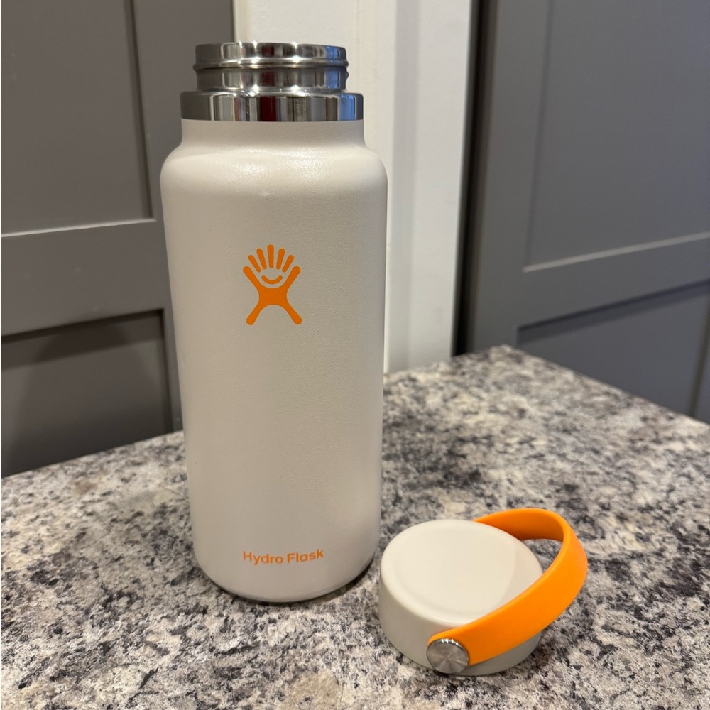Hydro Flask 32 Oz Water Bottle